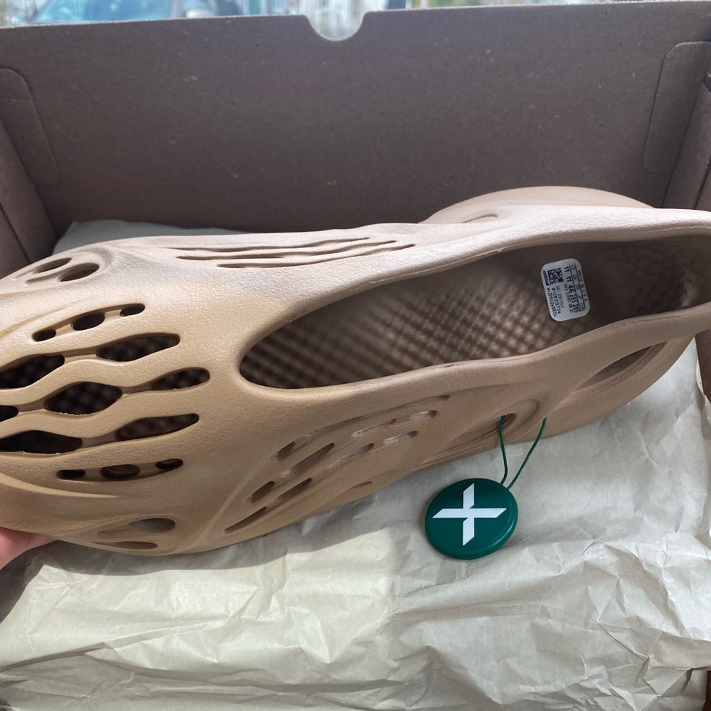 YXY FOAM RUNNERS - Picture 3 of 6